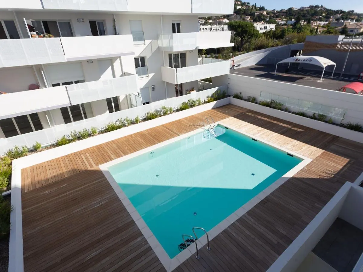 Apartment Le Carre D'Or Le Lavandou 0*,